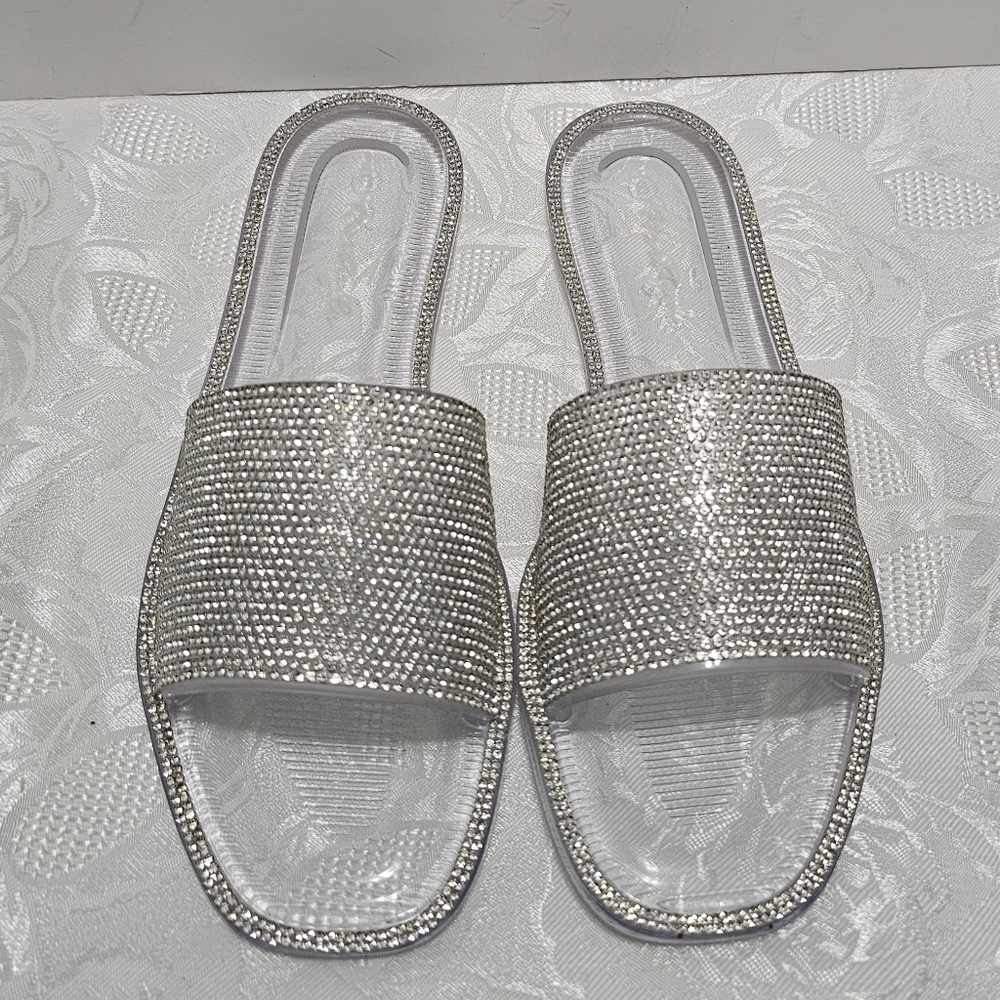 NWOT Herstyle Clear Flat Sandals With Sparkling Strap Sz 8